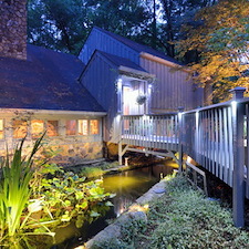 How Can LED Landscape Lighting Improve the Look and Function of Your Outdoor Space?